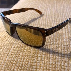 Oakley Holbrook Sunglasses Brown with Gold Lenses